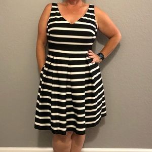 Ralph Lauren Black and White Fit and Flare 16